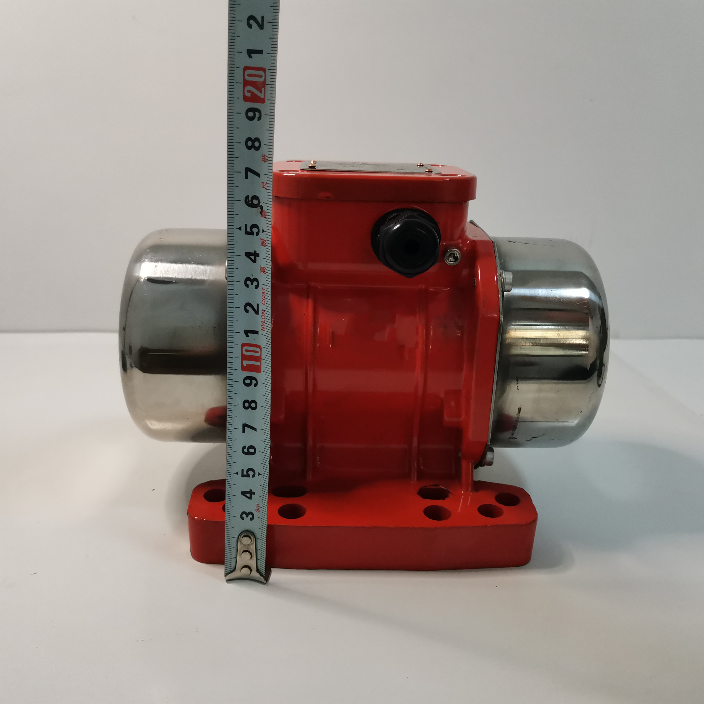 10072107  schwing vibrator